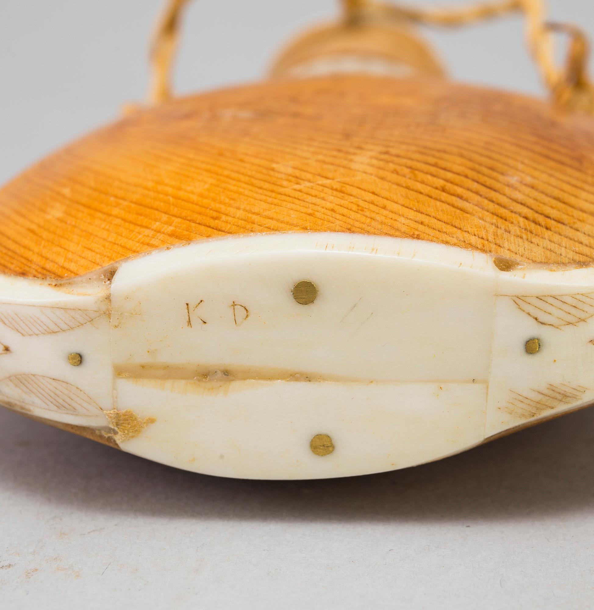 A Sami knife and bottle, Knut Dahlgren, Arvidsjaur, signed KD, second half of the 20th Century.
