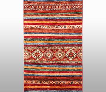 Gallerimatta, Khorjin, ca 305 x 84 cm.