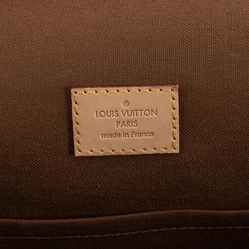 Louis Vuitton, a monogram canvas 'Bosphore Messenger GM', 2009.