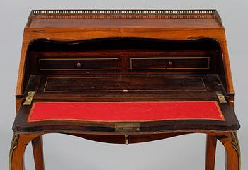 SEKRETÄR, rokokostil, 1900-talets första hälft/mitt.