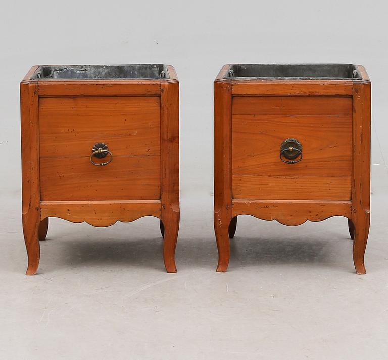 CHAMPAGNEKYLARE, 2 st, 1700-/1800-tal.