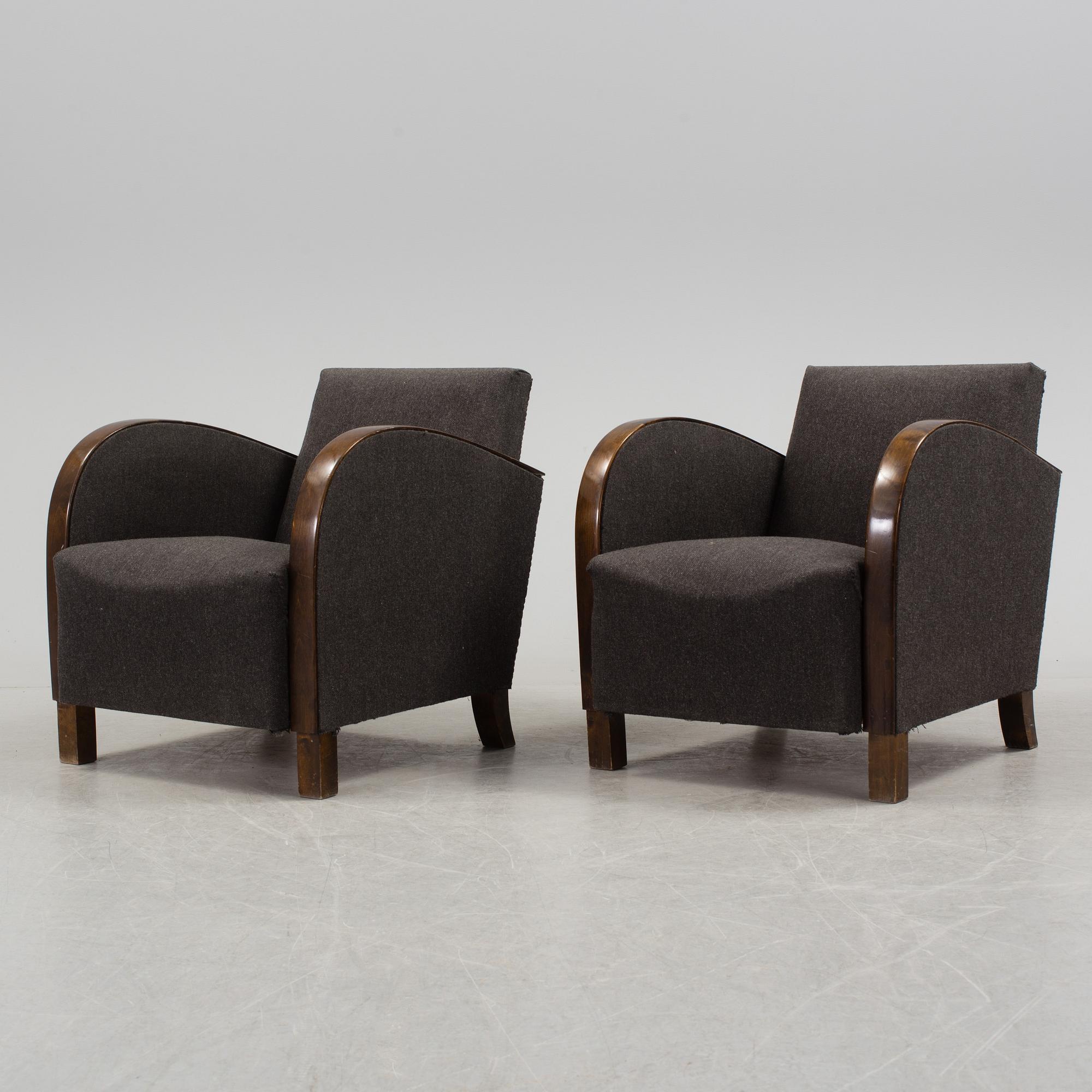 A pair of art déco easy chairs, 1930s/1940s.