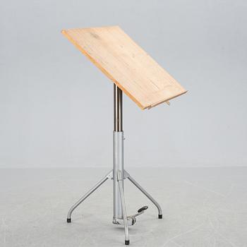 RITBORD / ARKITEKTBORD. Nike, . 1900-talets mitt.