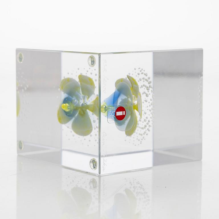 Oiva Toikka, vuosikuutio 2000, signeerattu Oiva Toikka Nuutajärvi 2000, 932/2000.