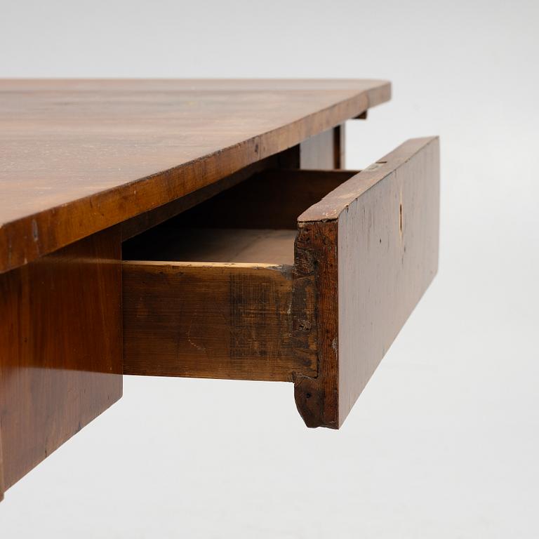 Salongsbord,  Karl Johan, 1800-talets första hälft.