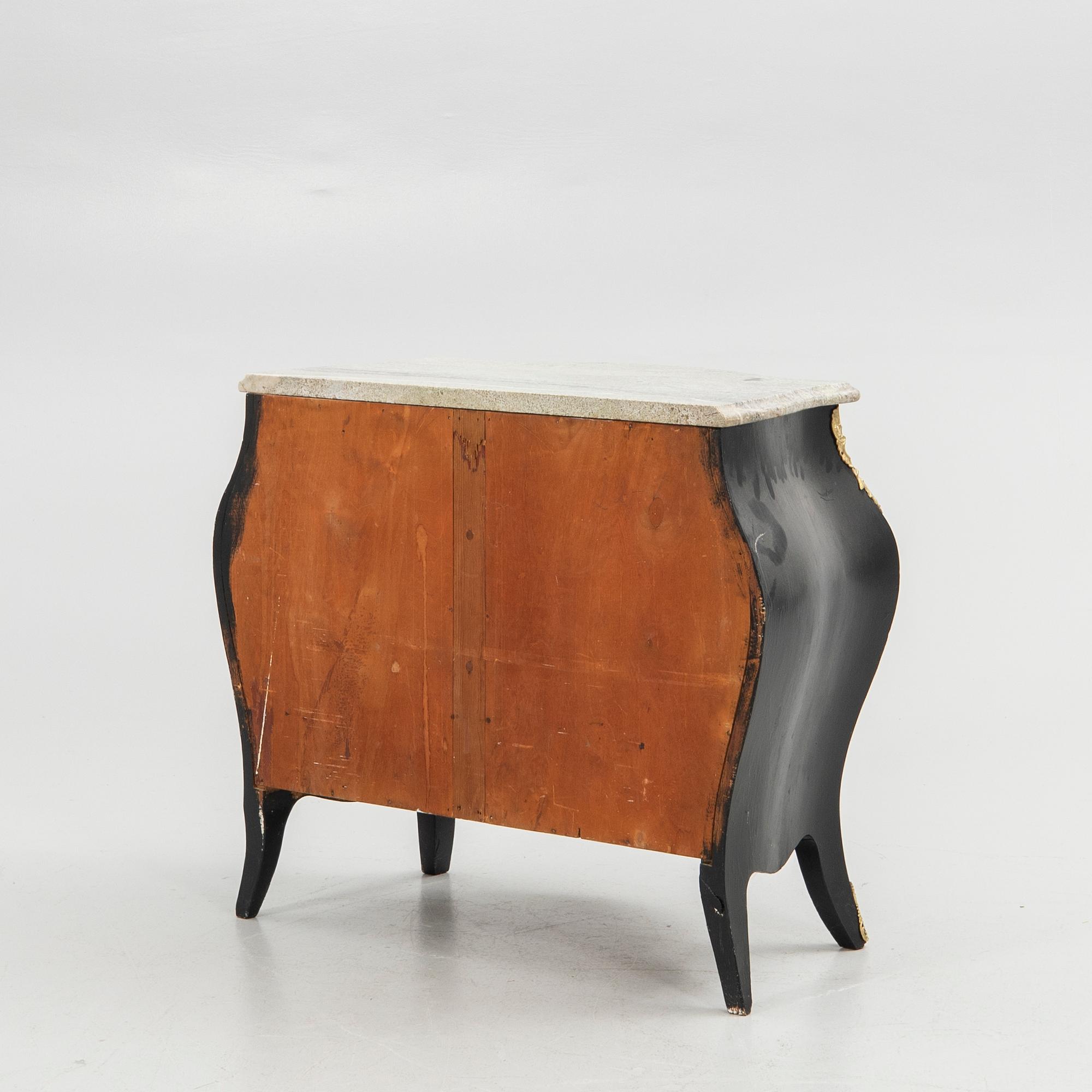 Chest of drawers, Rococo style, 20th century.