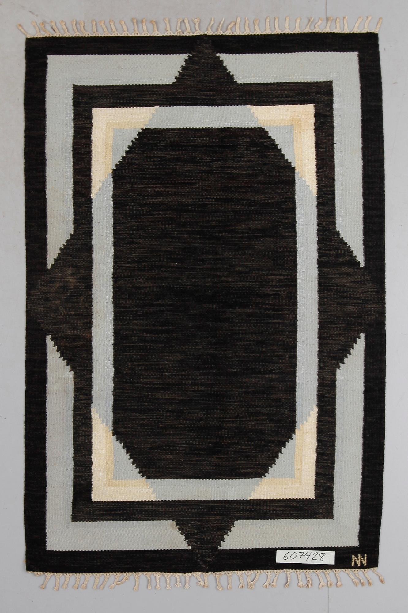 MATTA, rölakan, signerad NN. Ca 205 x 136 cm.