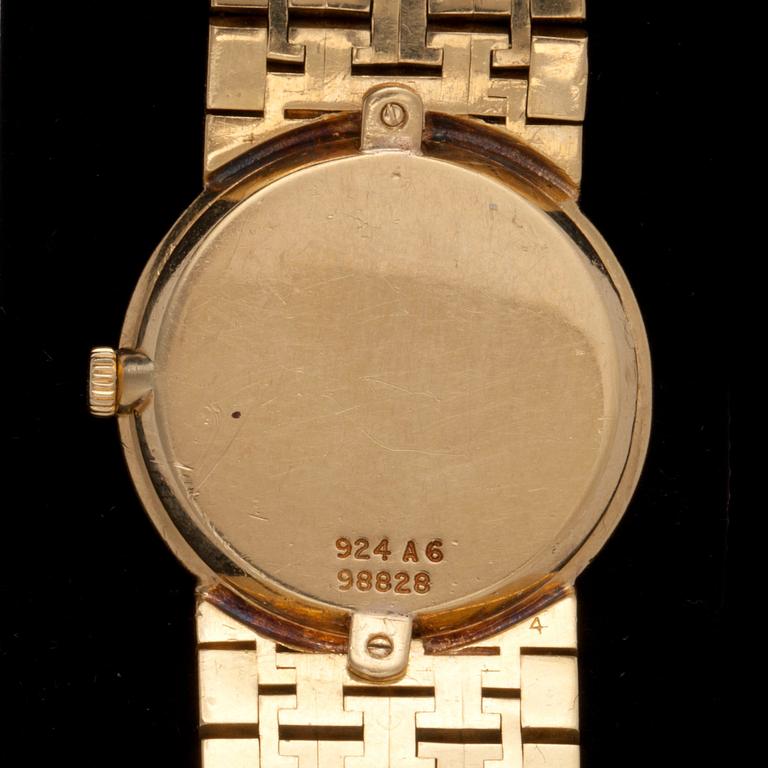 Piaget. Gold. Manual winding. Ø 23 mm.