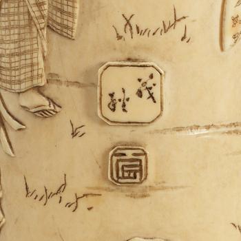 VAS, elfenben. Japan, Meiji (1868-1912).