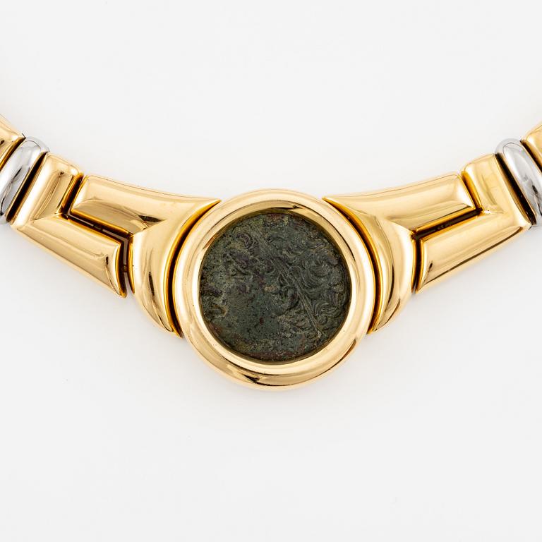 A Bulgari necklace "Monete" in 18K gold with an ancient coin.