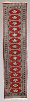 MATTA, Pakistan, ca 332 x 81 cm.