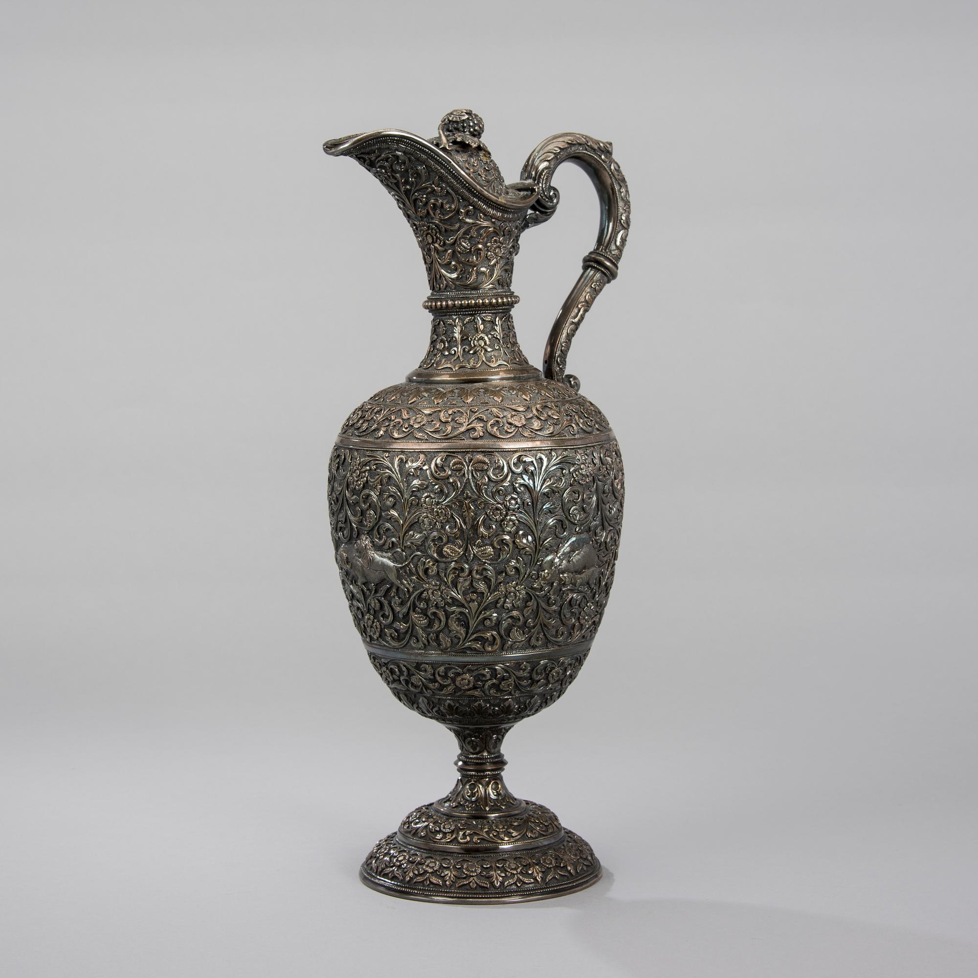 VIINIKANNU, sterlinghopeaa, Oomersi Mawji/ Bhuj, Kutch, Intia, noin. 1880-90. Paino 1094g.