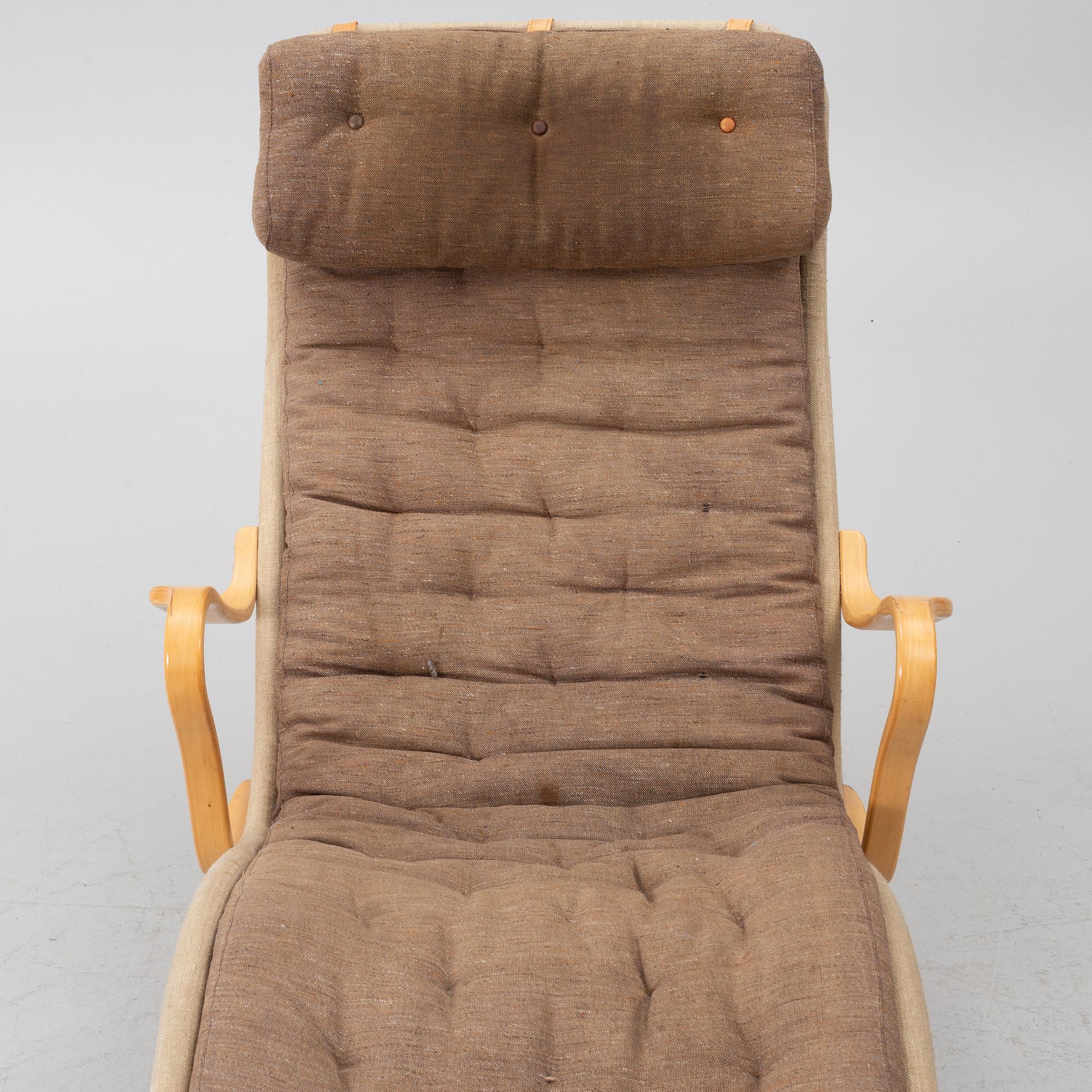 Bruno Mathsson, Lounge chair, "Pernilla", Dux, latter half of the 20th century.