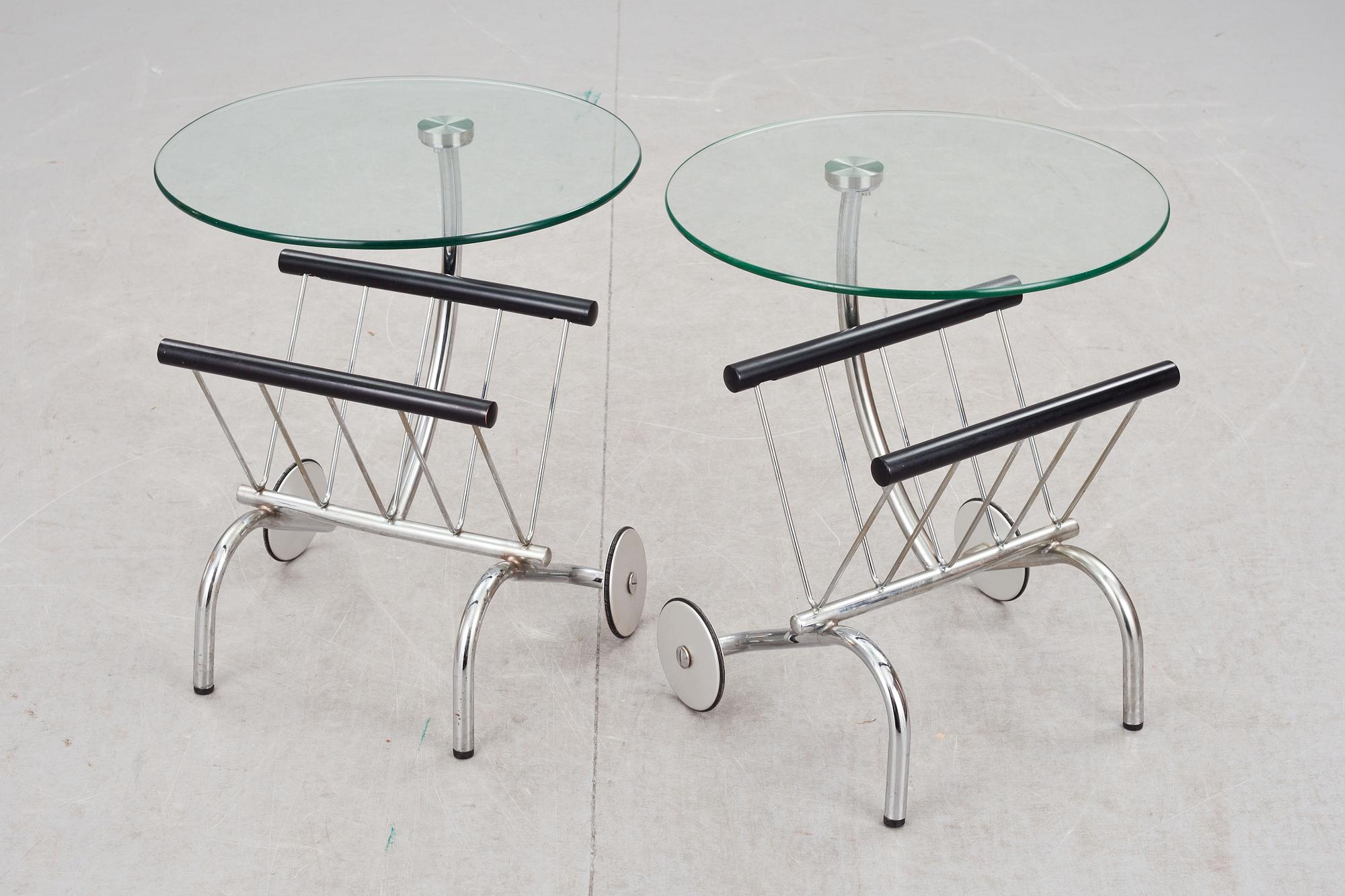 SIDOBORD med TIDNINGSSTÄLL, 2 st. 1900-talets andra hälft.