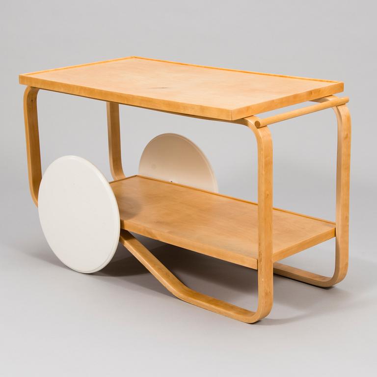 ALVAR AALTO, an early 1940's '98' tea trolley for Oy Huonekalu- ja Rakennustyötehdas Ab, Finland.