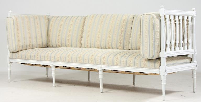 BANKETTSOFFA, gustaviansk stil, 1900-tal.