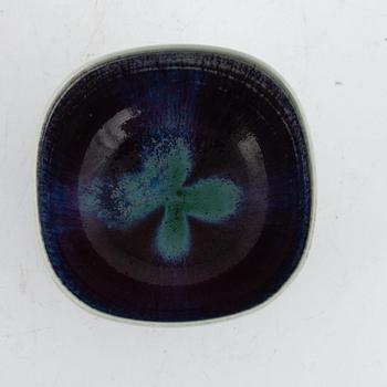 Berndt Friberg, skålar, 2 st, samt miniatyrvaser, 2 st, Gustavsberg Studio.