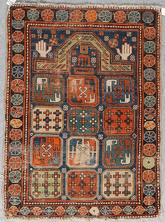 MATTA, antik/semiantik, Kaukas, ca 132x99 cm.