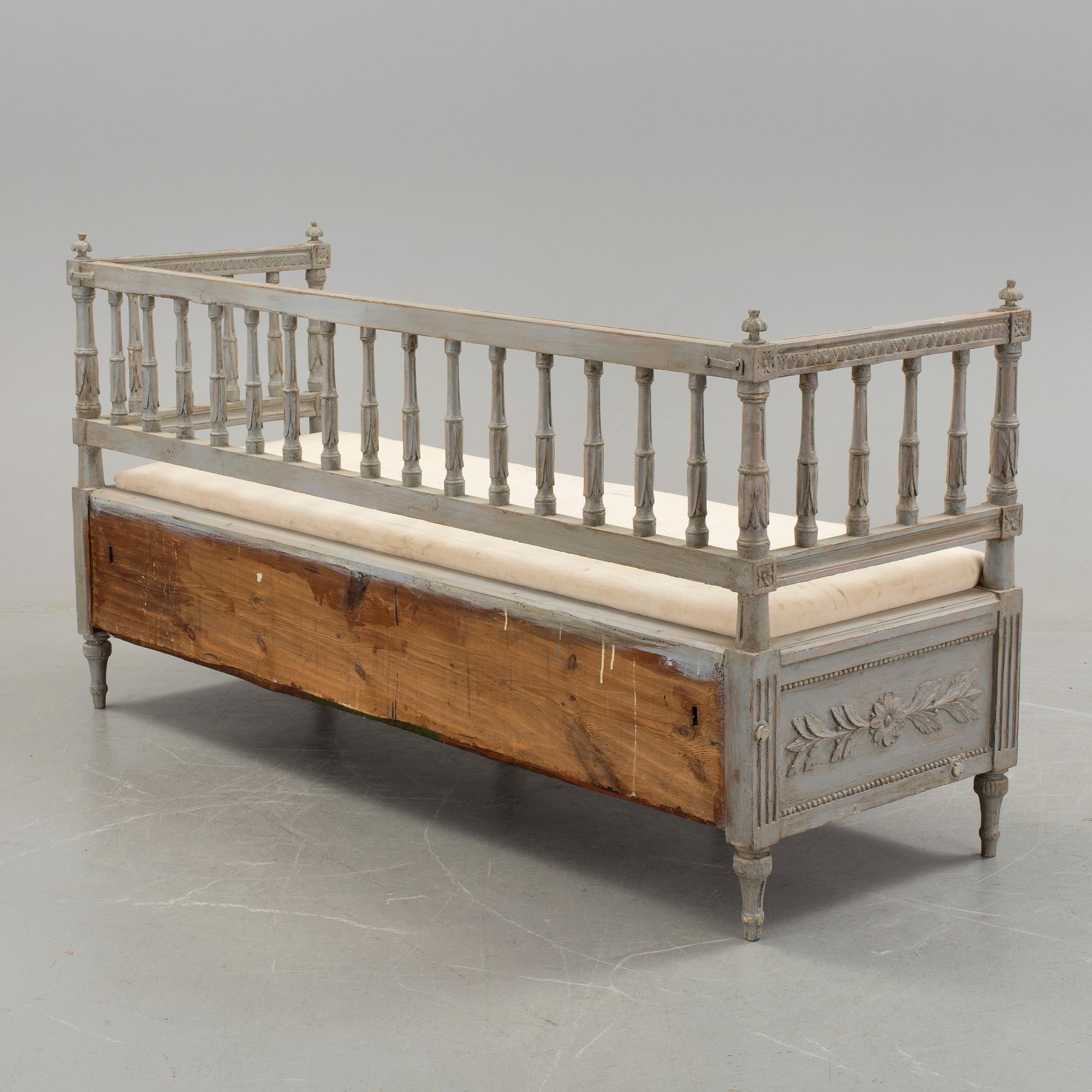 A Gustaviansofa, 8th century.