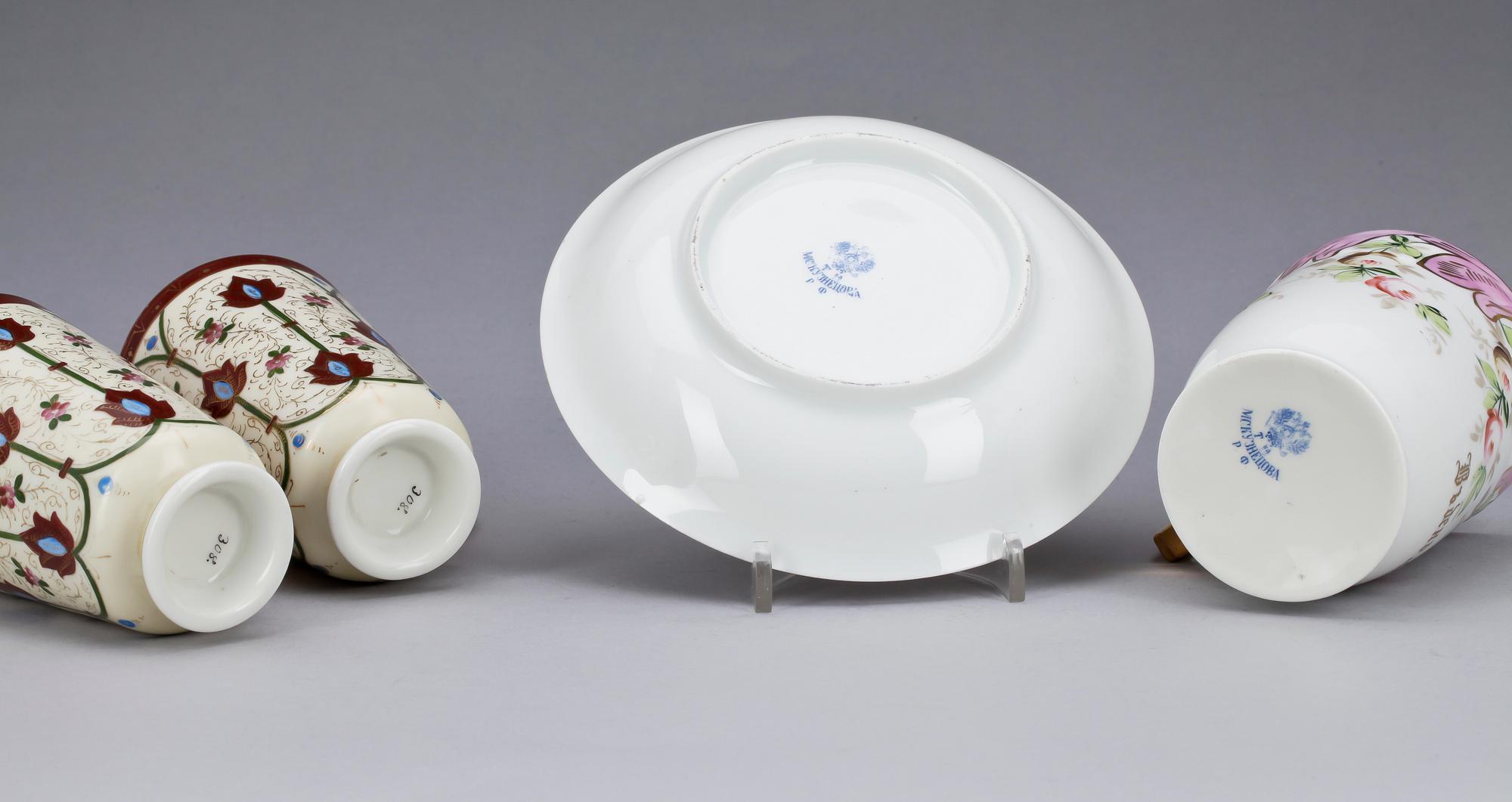 KOPPAR, 3 st, porslin, bla Kusnetzoff, Ryssland 1800-talets slut.