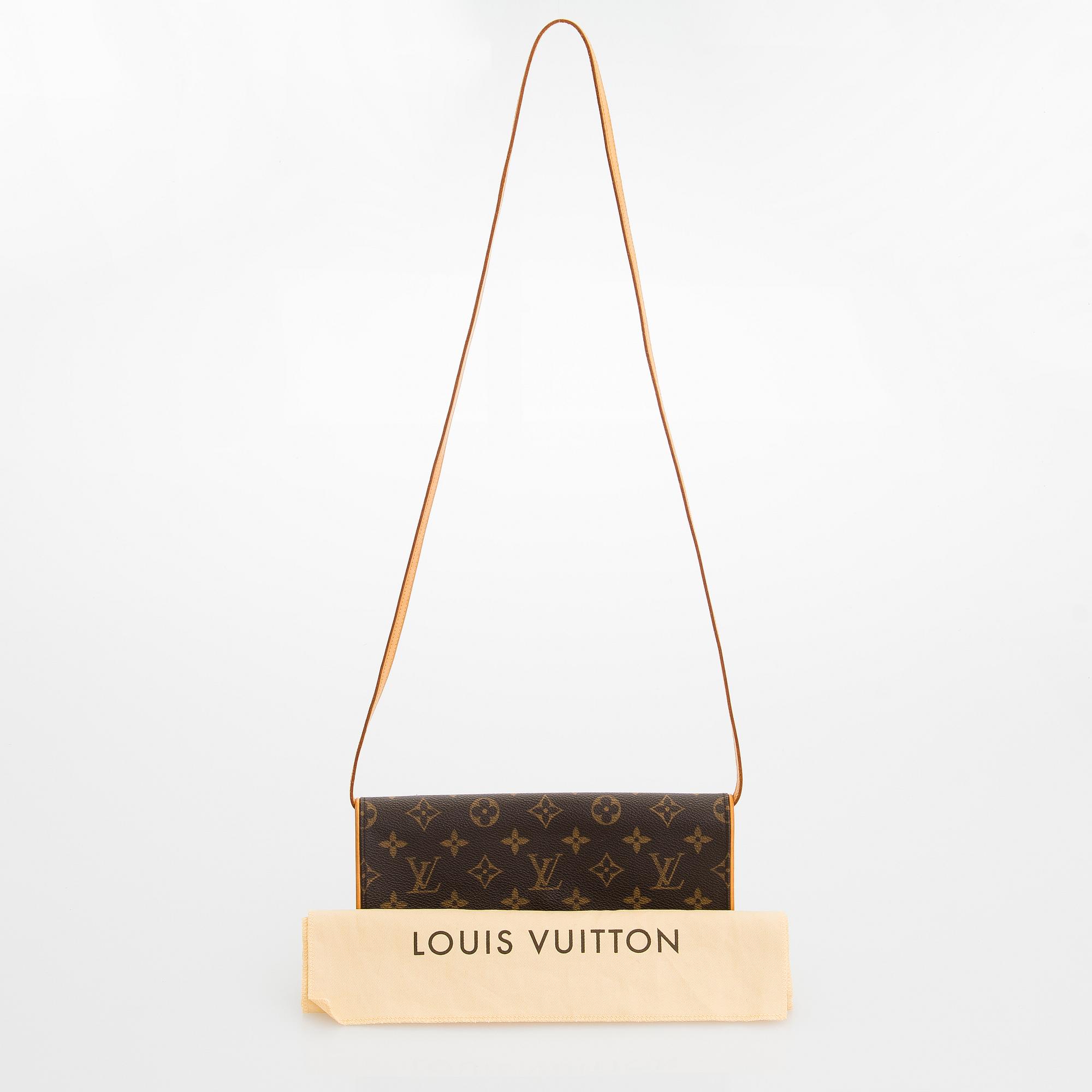Louis Vuitton, "Monogram Pochette Twin", laukku.