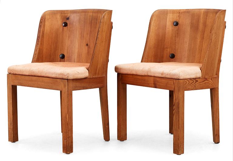 A pair of Axel Einar Hjorth pine arm chairs 'Lovö' by Nordiska Kompaniet, 1930's.