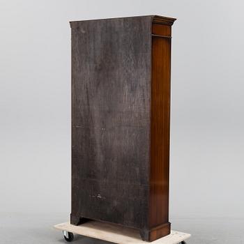 BOKHYLLA, mahogny, Rosjohn, England, 1900-talets andra hälft.