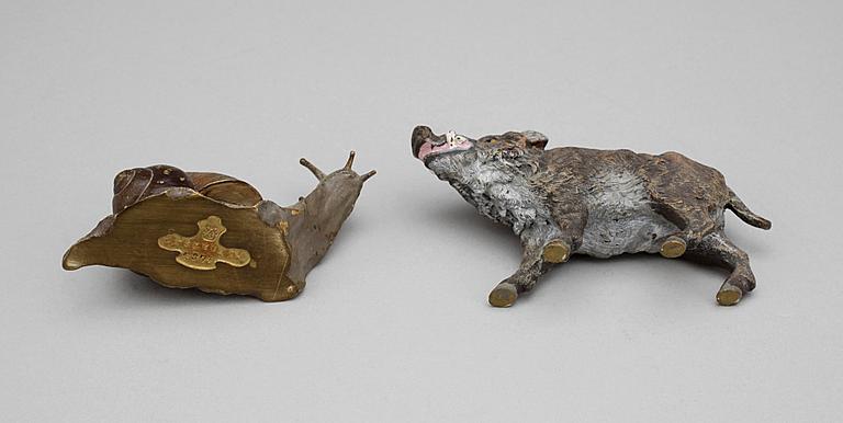FIGURINER, 2 st, s.k. wienerbronser, bl a Bergmann, sekelskiftet 1800/1900.