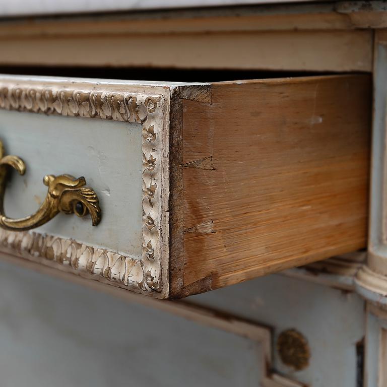 SIDEBOARD, Louis XVI-stil, Maple & Co, London & Paris, 1900-talets första hälft.