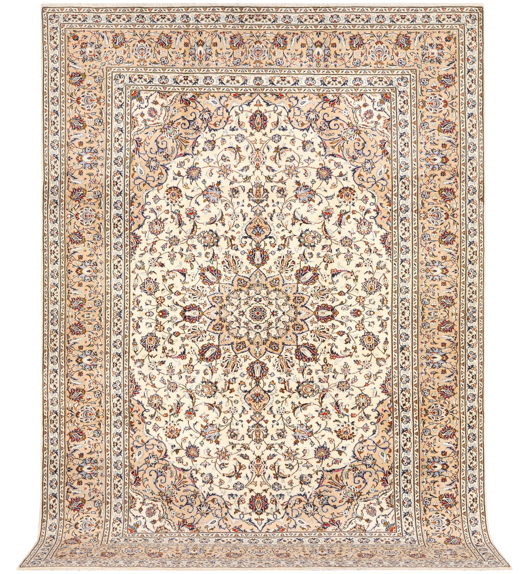A Keshan carpet, c. 348 x 240 cm.