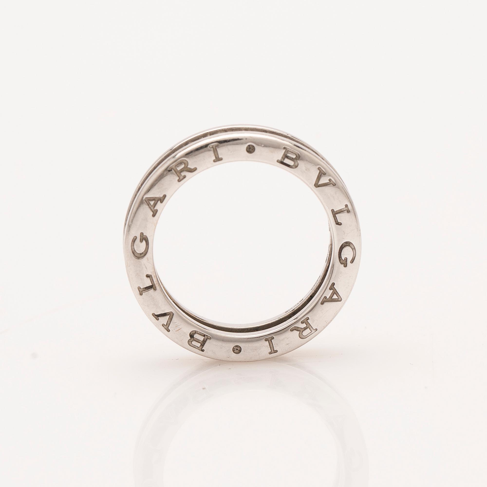 Bulgari, ring, 18K white gold with brilliant-cut diamonds.