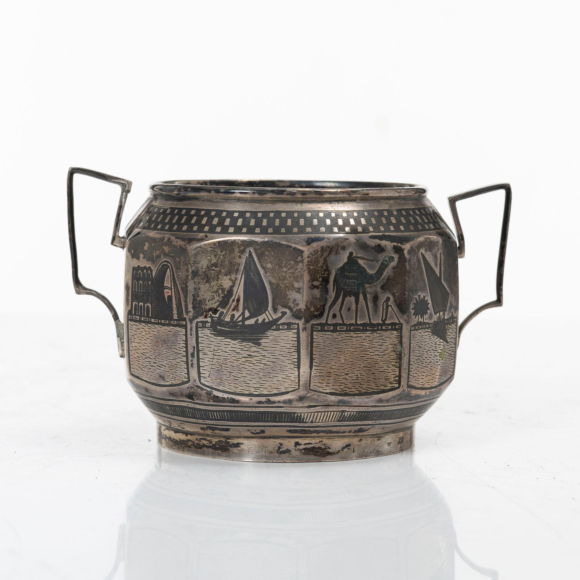 Tray and sugar bowl, silver, Iraq, first half of the 20th century.