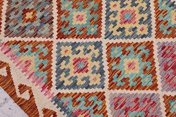 A Kilim runner, approx. 388 x 85 cm.