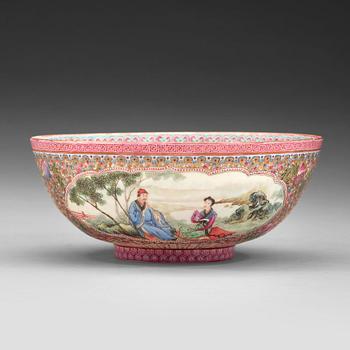 673. A Chinese eggshell bowl, Republic, with Qianlong mark.