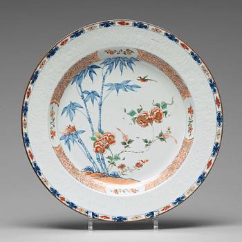 778. FAT, porslin. Qingdynastin, Kangxi (1662-1722).