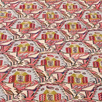A carpet, an old kilim, probably Senneh, ca 292,5 x 193-202 cm.
