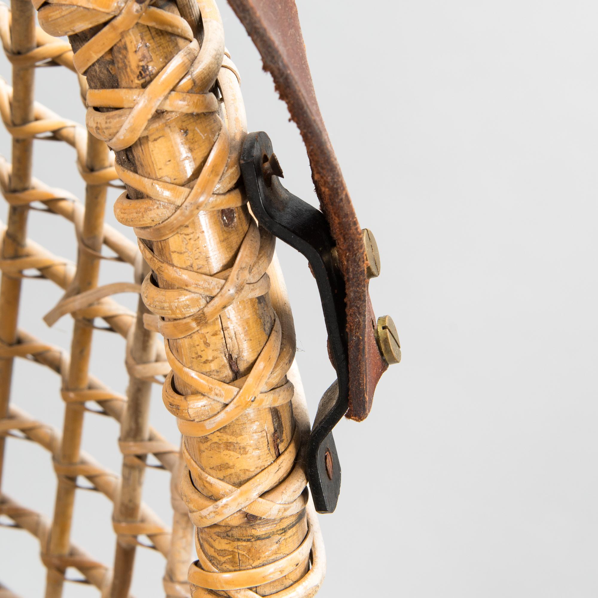 Giovanni Travasa, hanging chair 'Eureka' for Vittorio Bonacina. 1960's.