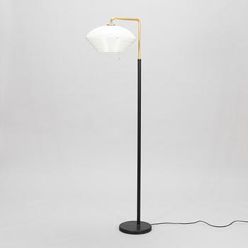 Alvar Aalto, golvlampa A811, Valaistustyö.