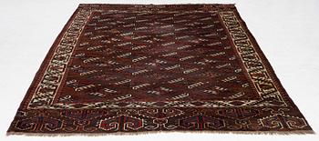 An antique Yomut main carpet, West Turkmenistan, c. 303 x 179 cm.