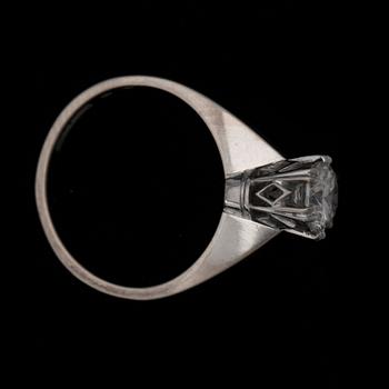A brilliant cut diamond ring, 0.74 ct. Made in Gothenburg 1975.