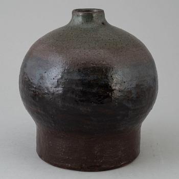 A Greta Åkesson stoneware vase, executed in Malmö Sweden 1960's.