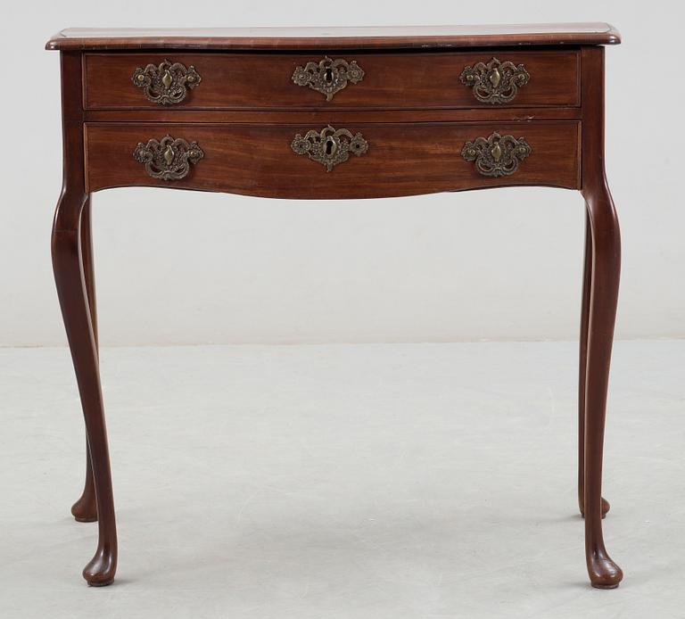 TOILETTEBORD, George II-stil, 1800-tal.