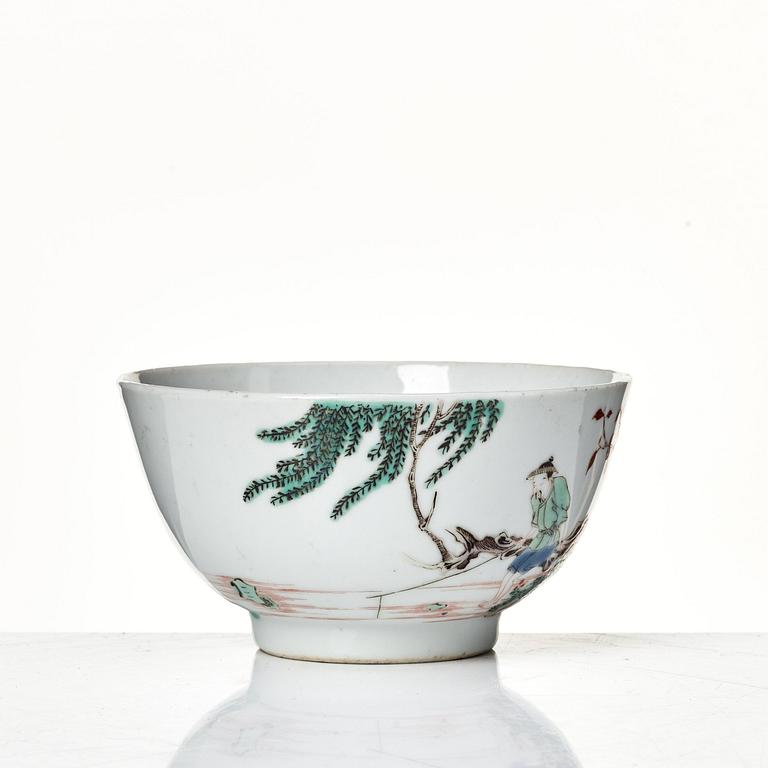 A famille verte cup, Qing dynasty, Kangxi (1662-1722).