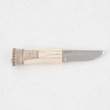 Per-Erik Nilsson, a reindeer horn knife, signed.