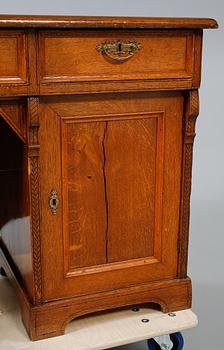 SKRIVBORD, 1900-talets början.