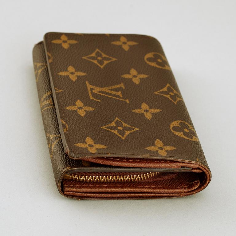 LOUIS VUITTON, a monogram canvas wallet.