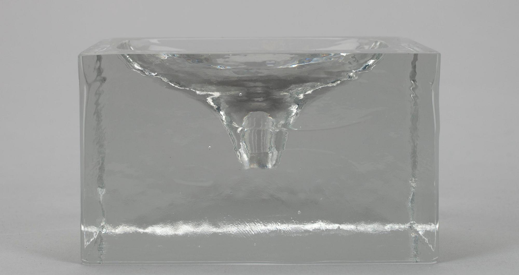 SKULPTUR, glas, "TV tube", Tapio Wirkkala, sign. TW och nr. 496 Iittala.