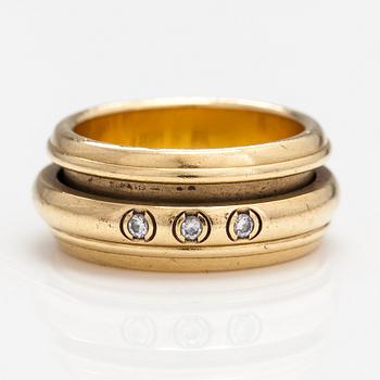 Piaget, Sormus "Possession", 18K kultaa ja timantteja n. 0.06 ct yht. Merkitty Piaget 1994, A4809651.