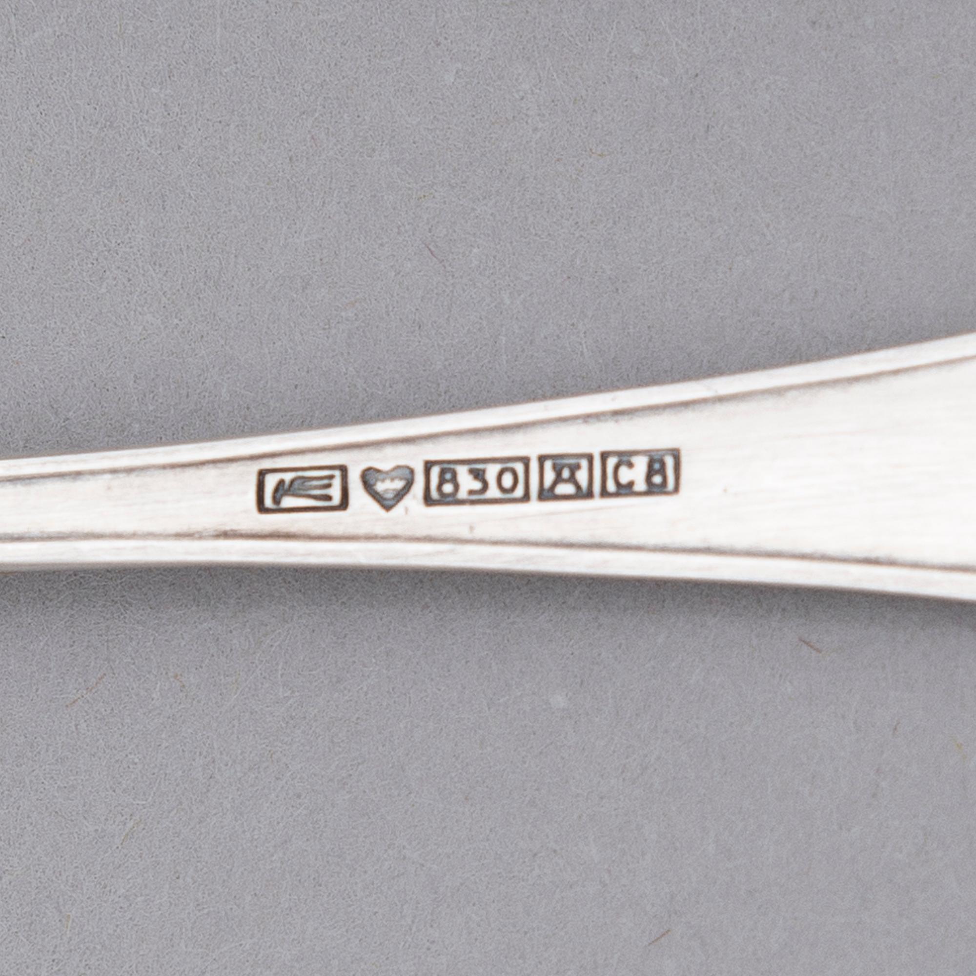 A 131-piece set of 'Suomi' silver cutlery, Suomen Kultaseppä oy/ Kultateollisuus oy, Turku 1927-1991.