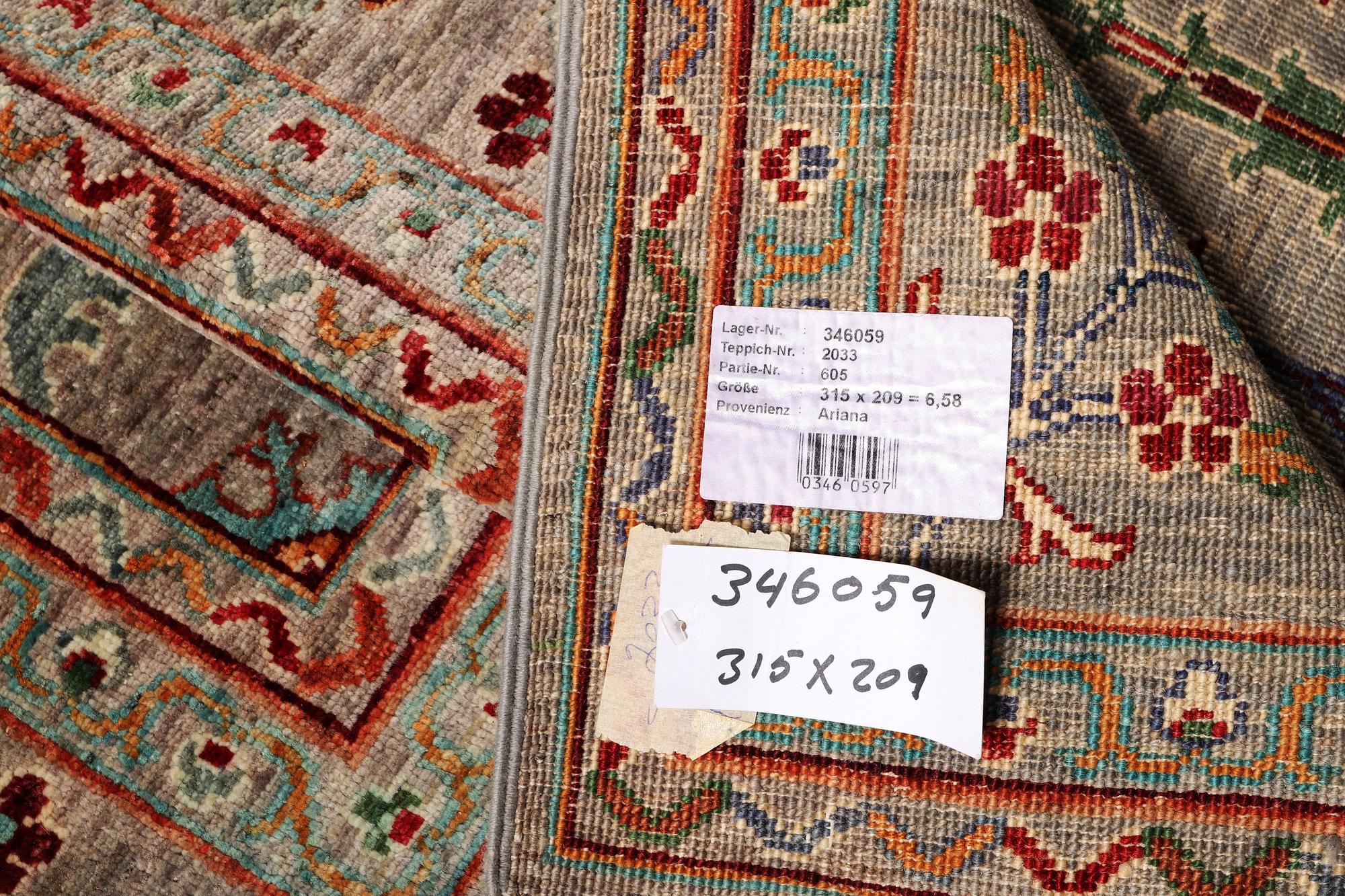 Matta, Ziegler Ariana, ca 315 x 209 cm.